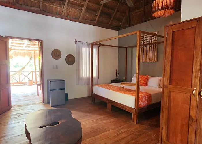 Pensión Kin Jungle Deluxe 4*